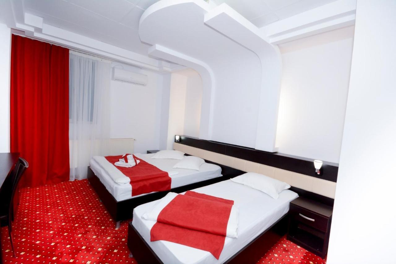 Magic - Center 3* Piteşti